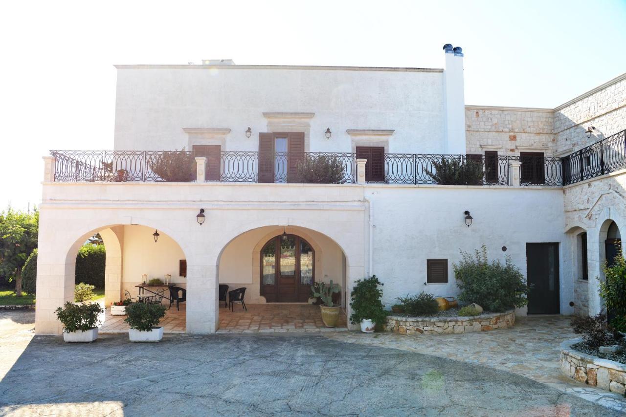 Masseria Peppeturro Cisternino Buitenkant foto