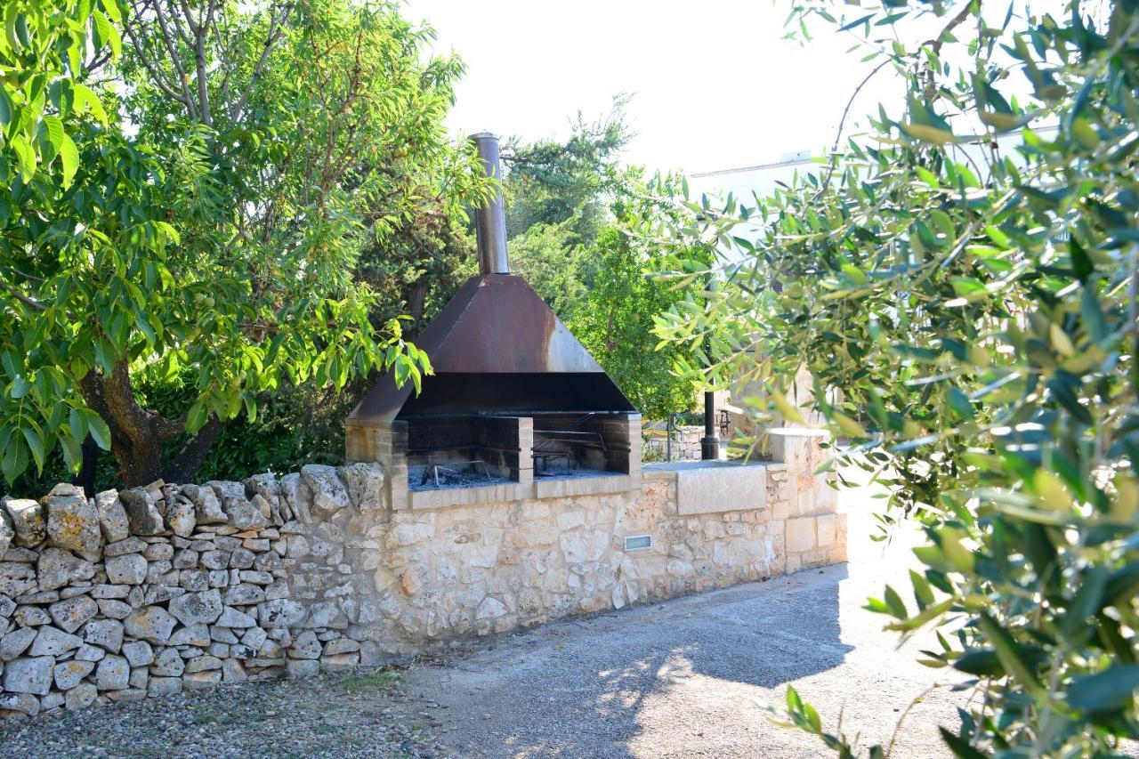 Masseria Peppeturro Cisternino Buitenkant foto