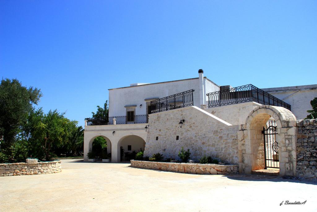 Masseria Peppeturro Cisternino Buitenkant foto